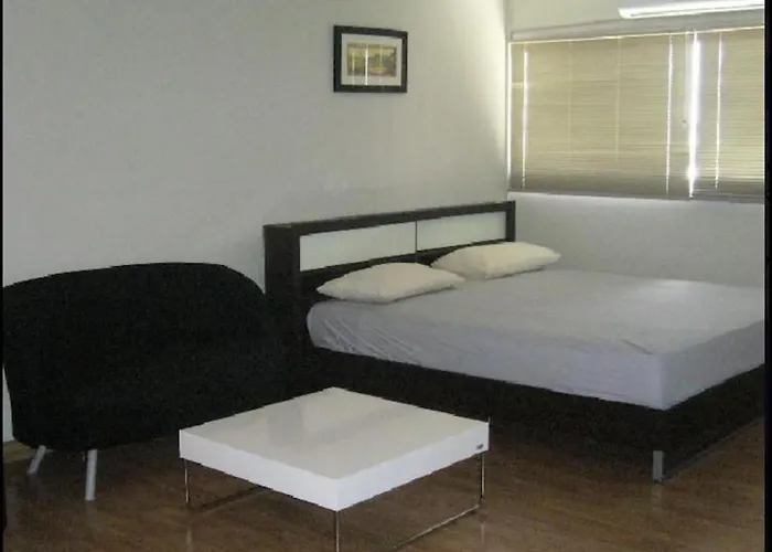 T8 Don Mueang Challenger, Located In アパート *